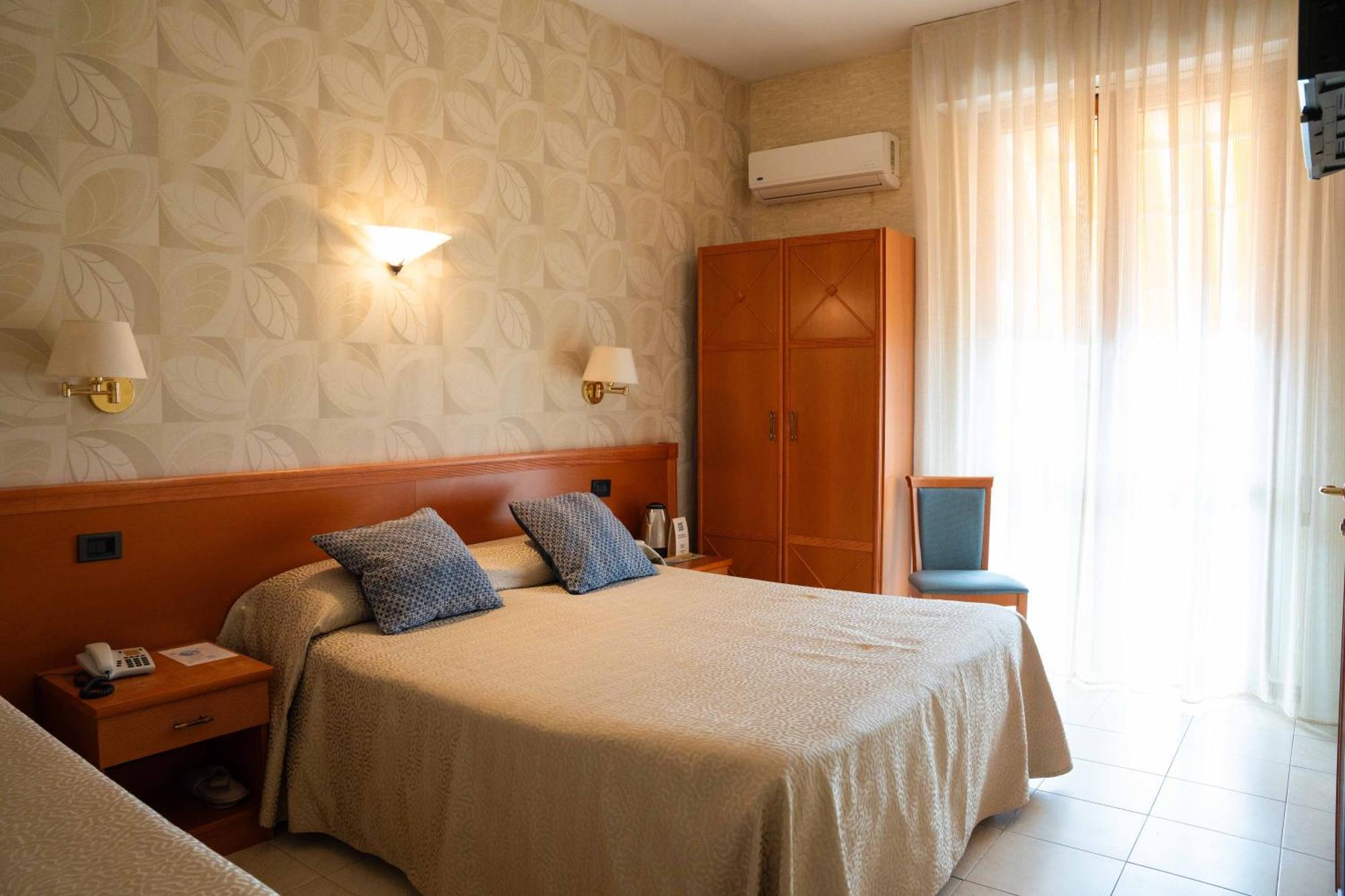 Hotel Pardini Viareggio Exterior photo