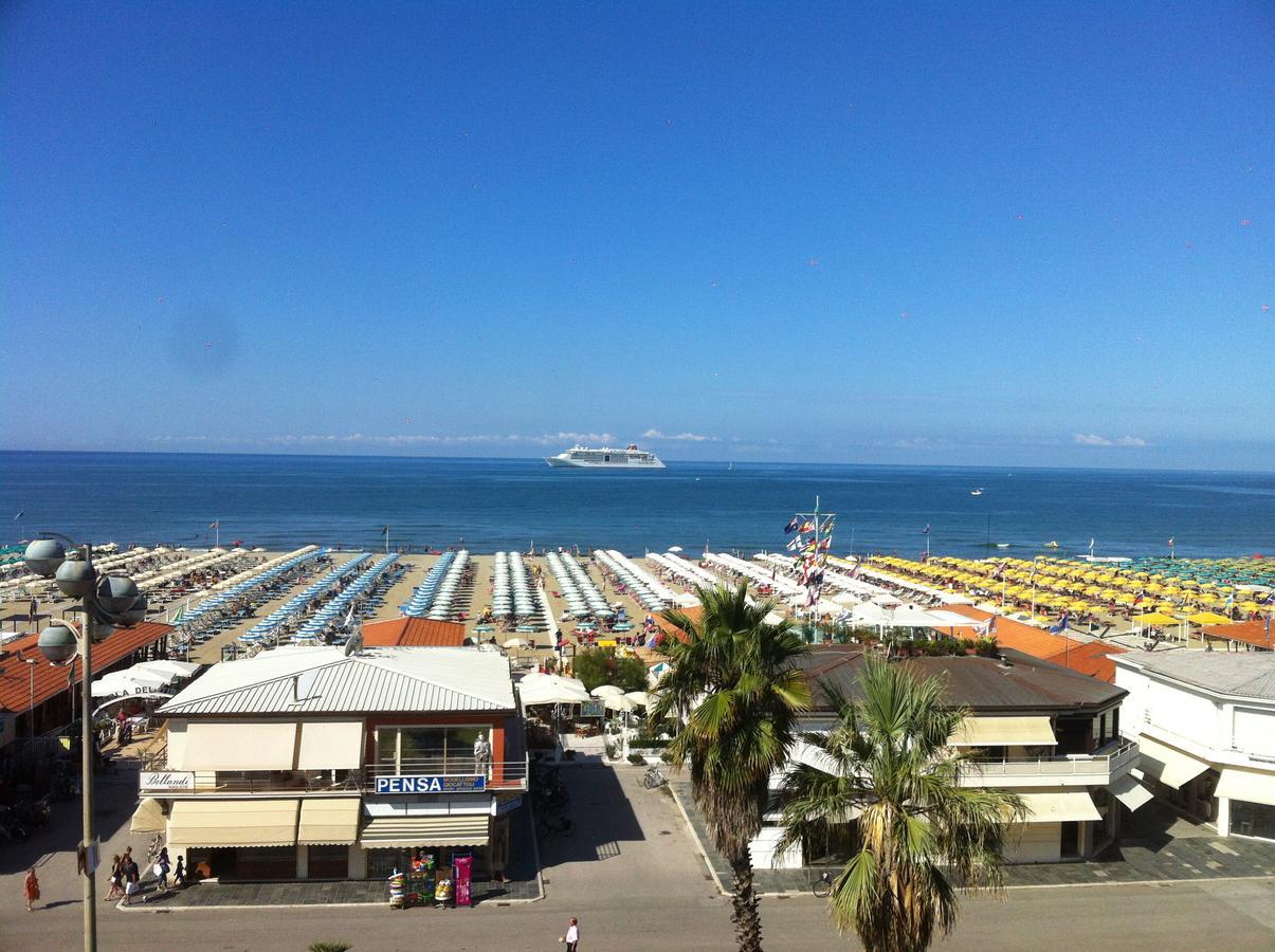 Hotel Pardini Viareggio Exterior photo